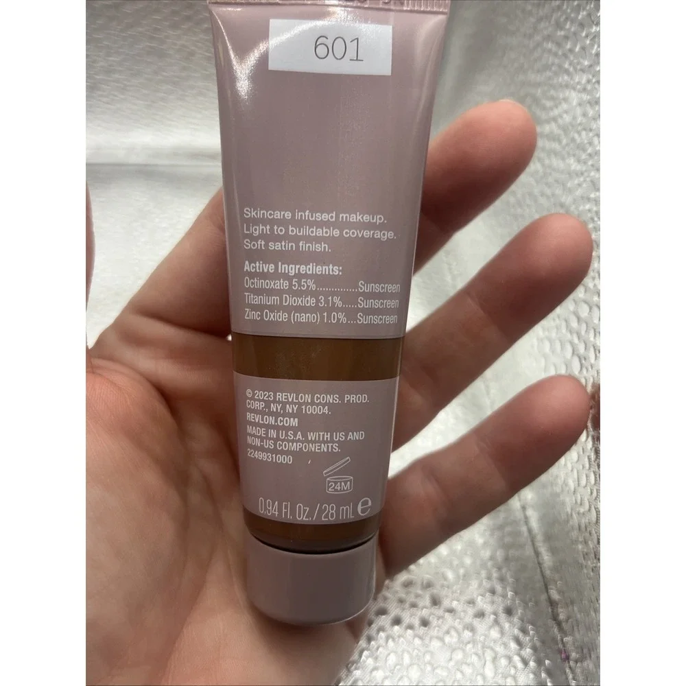 Revlon Illuminance Tinted‎ Serum, Triple Hyaluronic Acid, SPF 15, 601 Nutmeg